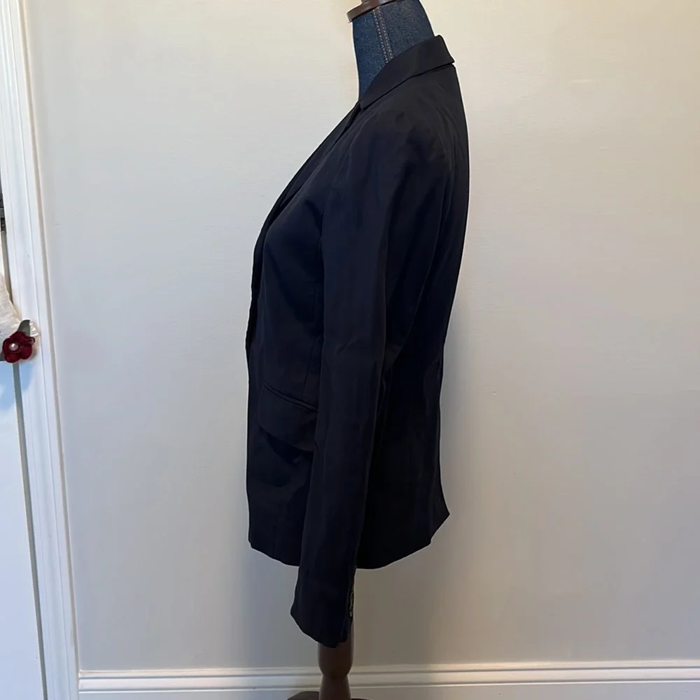 J. Crew navy blue blazer size 4 - Picture 8 of 10